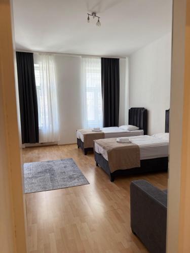 Fiesta Home Vienna 2