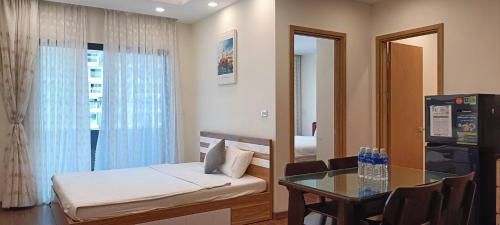 Ein Bett oder Betten in einem Zimmer der Unterkunft FLC Luxury Quy Nhon-Sea view - An Apartment