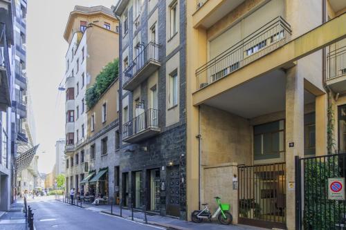 Cerva - Cozy 1 BR with balcony in San Babila by Rentopolis