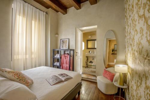 Spanish Steps Boutique Apartment