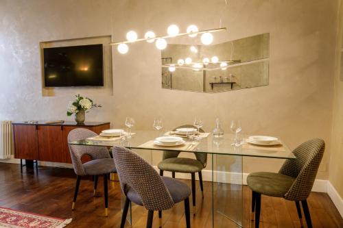 Spanish Steps Boutique Apartment