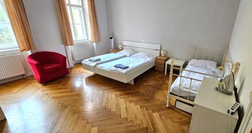 Sobieski Sigmund Freud Apartment