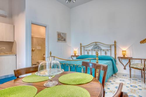 Ruang duduk di Suites Capri & Ischia