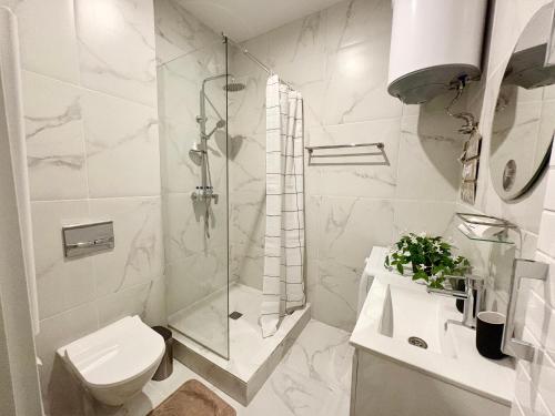 Koupelna v ubytování Wave & Wellness Studio