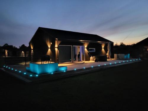 Fotografie z fotogalerie ubytování Modern House 2025 v destinaci Färjestaden
