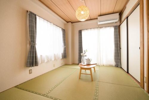 120sqm 5LDK 3-Stories House 3BT JR Shin-Okubo 5min