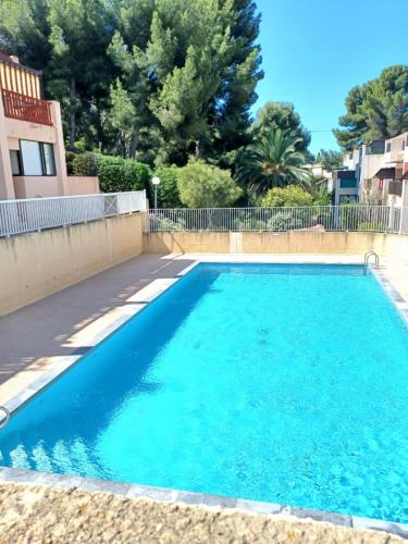 Nice apartment with pool - near the beach