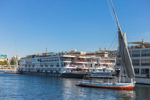 Fotografie z fotogalerie ubytování Royal Elite Cruise v destinaci Luxor