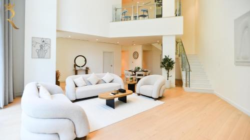 Modern 3BR - Seaside Elegant Chic Luxe Escape