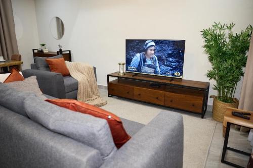 Televizors / izklaižu centrs naktsmītnē DSK Residence