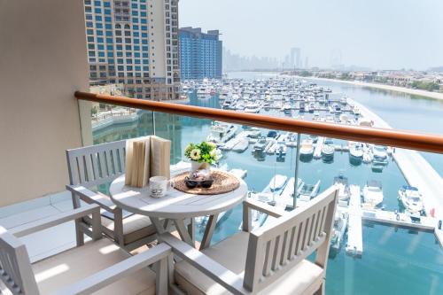 Lagom Vacation Homes Studio Apartment Palm Views West