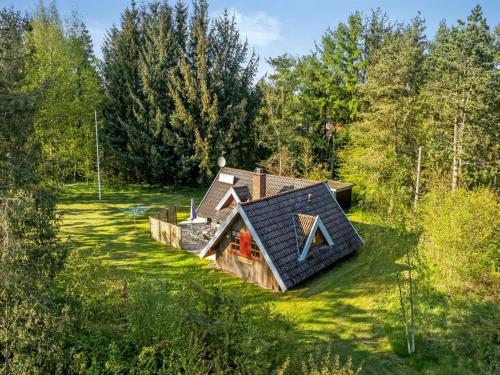 Zahrada ubytování Holiday Home Niesina - 600m to the fjord by Interhome