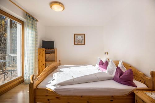 Gallery image of Bnb Lettnerhof Balcony Family Suite in Monguelfo