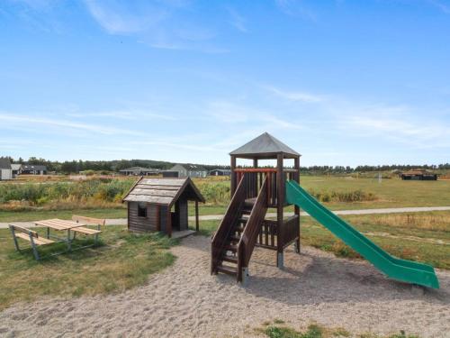 Herní místnost nebo prostor pro děti v ubytování Holiday Home Asel - 4km from the sea by Interhome
