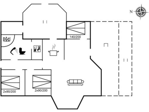 ein Grundriss eines Hauses in der Unterkunft Holiday Home Vilmar - 1-2km from the sea by Interhome in Hjørring
