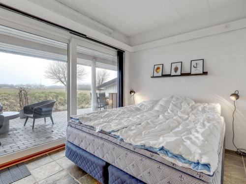 Postel nebo postele na pokoji v ubytování Apartment Cornelia - 6km from the sea by Interhome