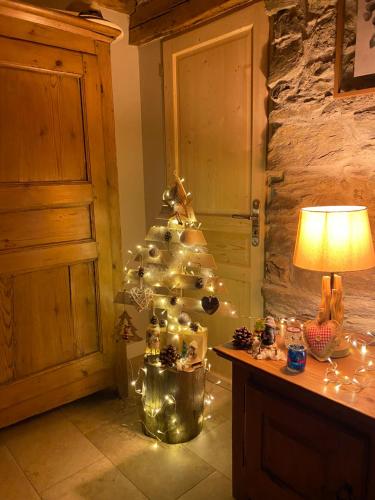 Foto dalla galleria di T3 classé 3 étoiles, pour 6 personnes dans un Chalet a Saint-Michel-de-Maurienne