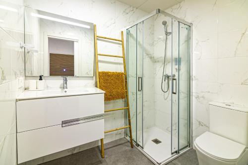 Ayala FreshApartments