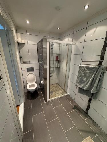 Ένα μπάνιο στο 75 sqm with terrace and garden