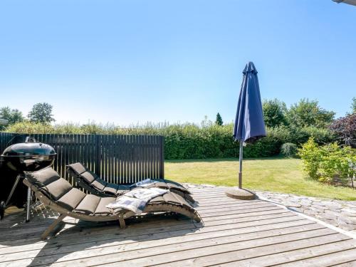 Zahrada ubytování Holiday Home Keke - 120m from the sea by Interhome