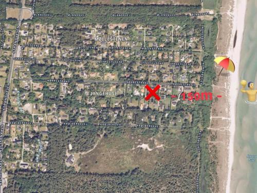 un mapa con una x roja en el medio en Holiday Home Jaane - from the sea by Interhome, en Hals