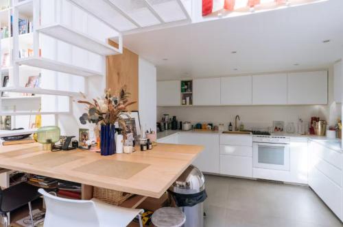 Stylish 1BD Loft Canal Saint-Martin!