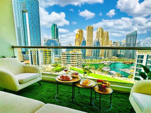 Barsana - Sapphire 3BR Suite - Marina & Sea Views