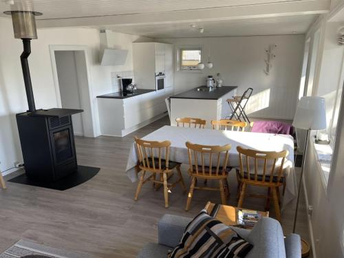 Η κουζίνα ή μικρή κουζίνα στο Holiday Home Angret - 200m from the sea by Interhome