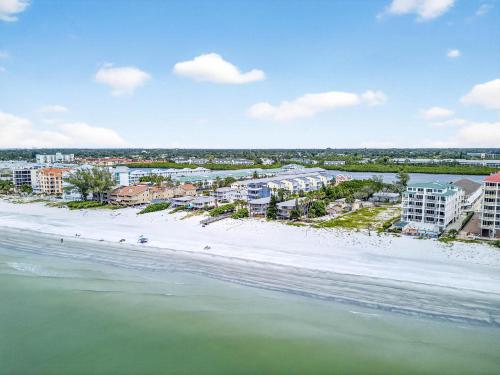 an aerial view of a beach with hotels and condos at Blue Pearl in Coffeyville