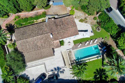 REF 2135 - Cannes - Villa for rent