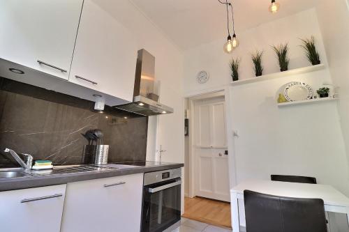 P&R - 2 room comfort, Plainpalais