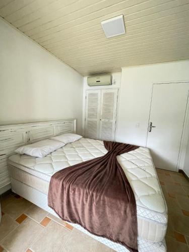 Postel nebo postele na pokoji v ubytování Casa Sol - Com Piscina - Praia de Mariscal - SC
