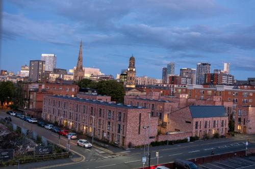 CENTRAL Luxury 2BR Apartment Manchester photo 33