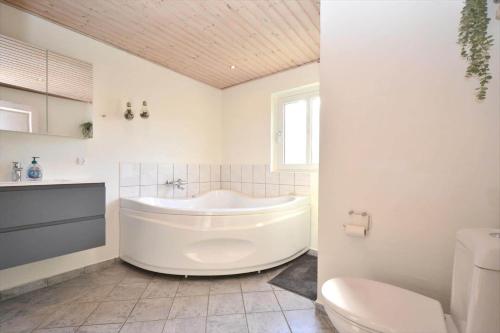 Phòng tắm tại 40717-Ulfborg-Hagevej-51