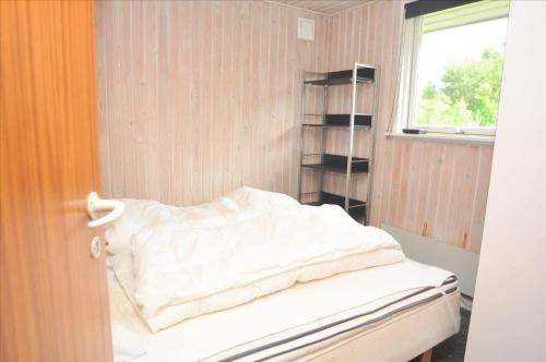 Ένα ή περισσότερα κρεβάτια σε δωμάτιο στο 31102-Ulfborg-Bynkevej-369