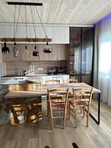 Dapur atau dapur kecil di Jora dideli ,patogūs apartamentai