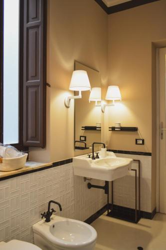 Galleria Cutò - Art Boutique Rooms photo 42