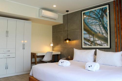 Postel nebo postele na pokoji v ubytování Black by Wynwood House