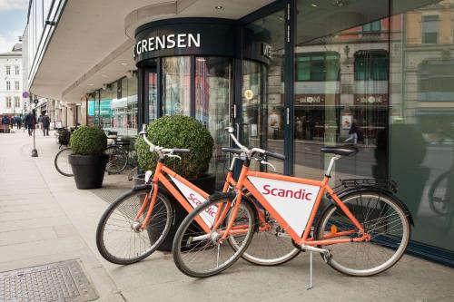 Montar en bicicleta en Scandic Grensen o alrededores