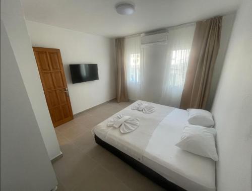 Ένα ή περισσότερα κρεβάτια σε δωμάτιο στο Chic Studio in Central Bodrum – Walk to Marina