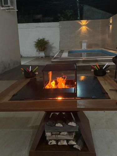 Kemudahan BBQ tersedia untuk tetamu di rumah percutian