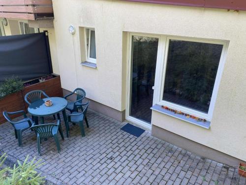 Ein Balkon oder eine Terrasse in der Unterkunft Všemina apartmán s terasou