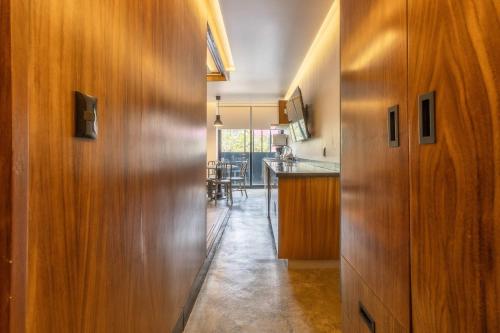 Kuchyň nebo kuchyňský kout v ubytování Zielo L101 New Building Studio Apt with AC Rooftop