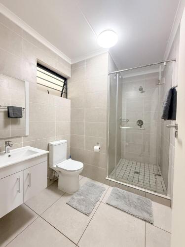 Ένα μπάνιο στο Minimalist Dream Stay