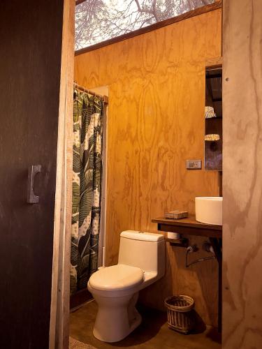 Un baño de Los Asentamientos