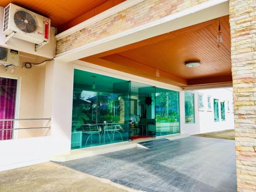 Fotografie z fotogalerie ubytování BT Grand Condotel v destinaci Udon Thani