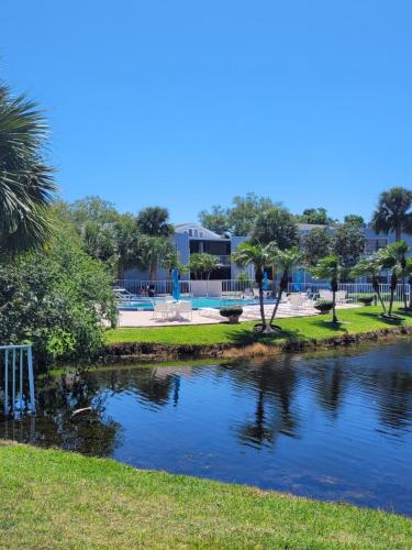 Cozy 2 bedroom Orlando apartment photo 8