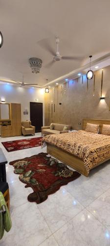 Postel nebo postele na pokoji v ubytování Luxor Sapphire