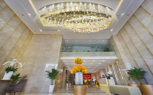 Lobbyen eller receptionen på Rosaka Nha Trang Hotel