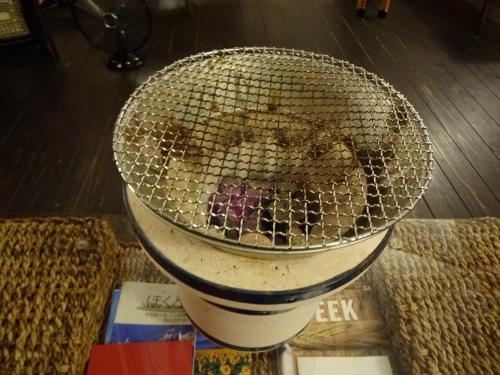a wire basket sitting on top of a table at Twin Dome Ryugu in Hokuto